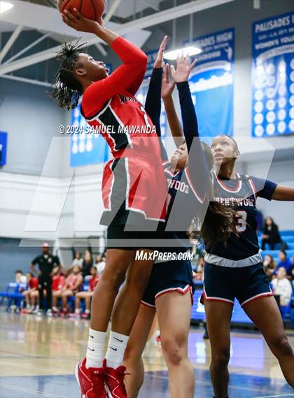 Thumbnail 3 in Brentwood School vs Westchester (Riptide GBB Showcase) photogallery.