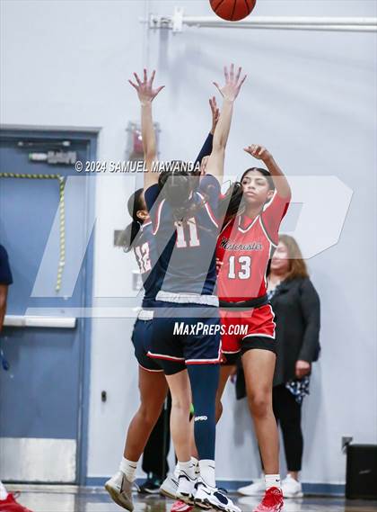 Thumbnail 3 in Brentwood School vs Westchester (Riptide GBB Showcase) photogallery.