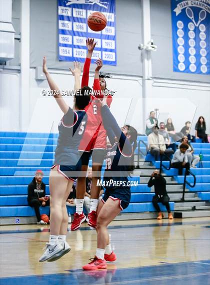 Thumbnail 1 in Brentwood School vs Westchester (Riptide GBB Showcase) photogallery.