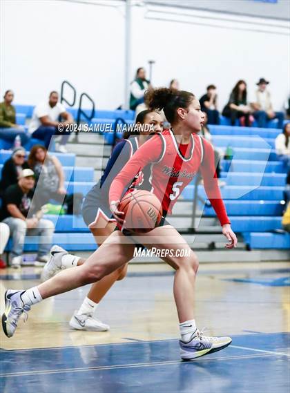 Thumbnail 3 in Brentwood School vs Westchester (Riptide GBB Showcase) photogallery.