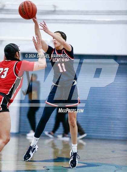 Thumbnail 1 in Brentwood School vs Westchester (Riptide GBB Showcase) photogallery.