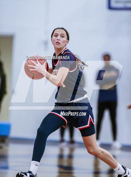 Thumbnail 3 in Brentwood School vs Westchester (Riptide GBB Showcase) photogallery.