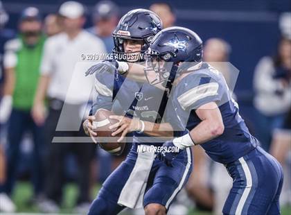 Thumbnail 1 in Highland Park vs. Lone Star (UIL 5A DI Reg Semi Playoff) photogallery.