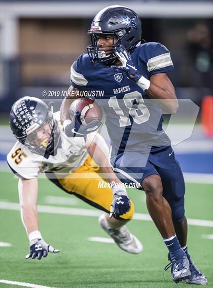 Thumbnail 3 in Highland Park vs. Lone Star (UIL 5A DI Reg Semi Playoff) photogallery.
