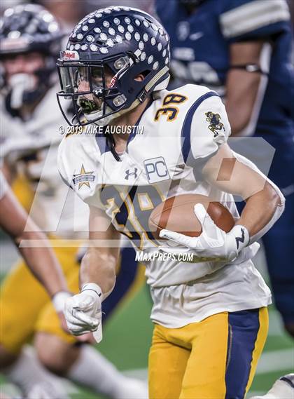 Thumbnail 1 in Highland Park vs. Lone Star (UIL 5A DI Reg Semi Playoff) photogallery.