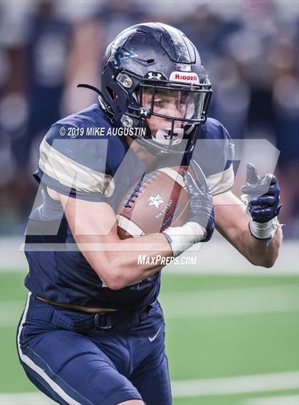 Thumbnail 3 in Highland Park vs. Lone Star (UIL 5A DI Reg Semi Playoff) photogallery.