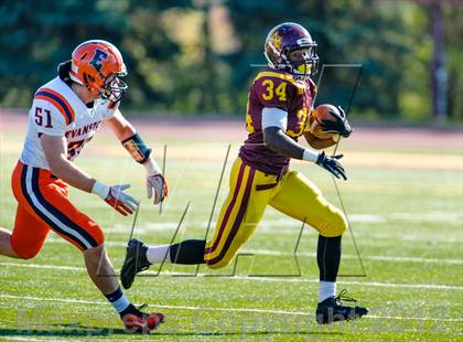 Thumbnail 1 in Evanston v Loyola Academy (IHSA Class 8A Playoffs) photogallery.