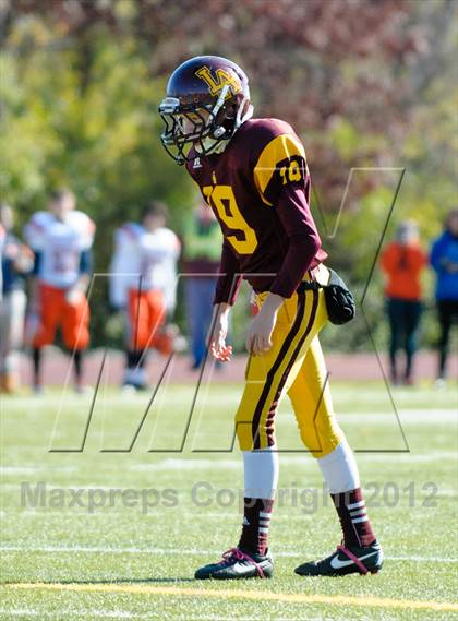 Thumbnail 1 in Evanston v Loyola Academy (IHSA Class 8A Playoffs) photogallery.