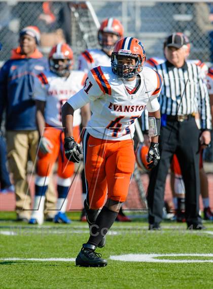 Thumbnail 1 in Evanston v Loyola Academy (IHSA Class 8A Playoffs) photogallery.