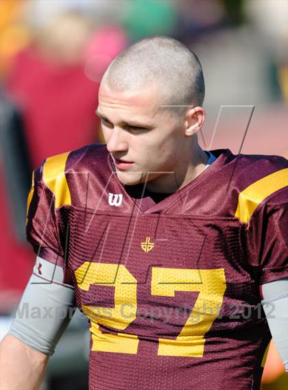 Thumbnail 2 in Evanston v Loyola Academy (IHSA Class 8A Playoffs) photogallery.