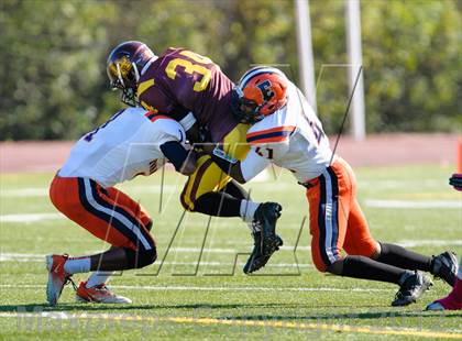 Thumbnail 2 in Evanston v Loyola Academy (IHSA Class 8A Playoffs) photogallery.