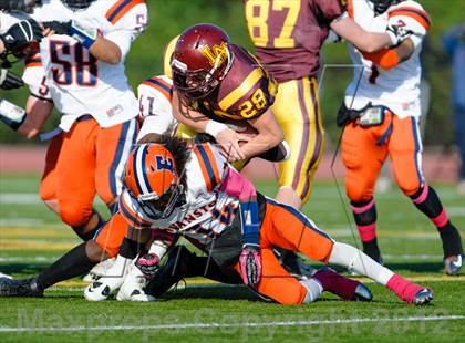 Thumbnail 1 in Evanston v Loyola Academy (IHSA Class 8A Playoffs) photogallery.