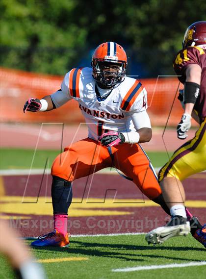 Thumbnail 3 in Evanston v Loyola Academy (IHSA Class 8A Playoffs) photogallery.