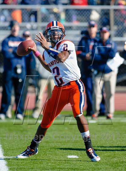 Thumbnail 3 in Evanston v Loyola Academy (IHSA Class 8A Playoffs) photogallery.