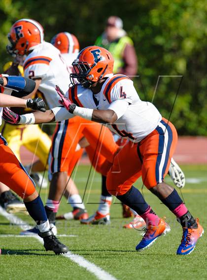 Thumbnail 1 in Evanston v Loyola Academy (IHSA Class 8A Playoffs) photogallery.