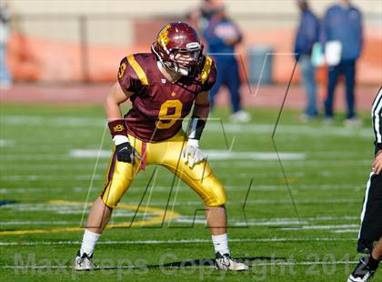 Thumbnail 1 in Evanston v Loyola Academy (IHSA Class 8A Playoffs) photogallery.