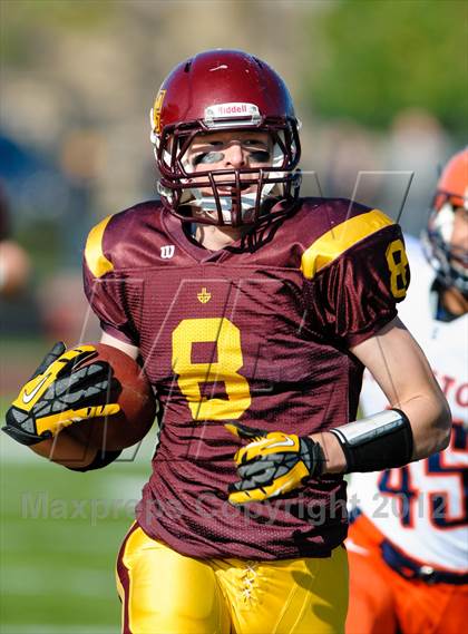 Thumbnail 1 in Evanston v Loyola Academy (IHSA Class 8A Playoffs) photogallery.