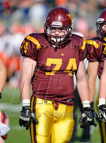 Thumbnail 2 in Evanston v Loyola Academy (IHSA Class 8A Playoffs) photogallery.