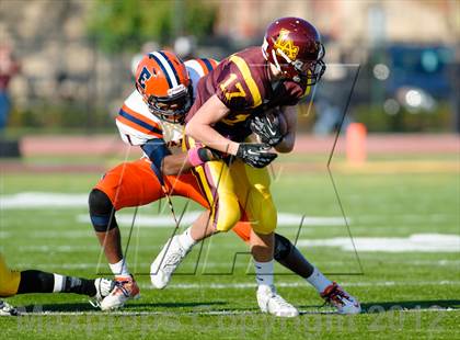 Thumbnail 2 in Evanston v Loyola Academy (IHSA Class 8A Playoffs) photogallery.