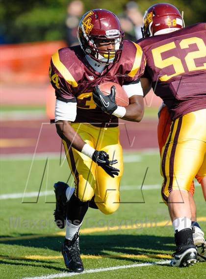 Thumbnail 3 in Evanston v Loyola Academy (IHSA Class 8A Playoffs) photogallery.