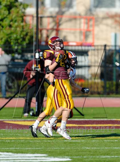 Thumbnail 3 in Evanston v Loyola Academy (IHSA Class 8A Playoffs) photogallery.