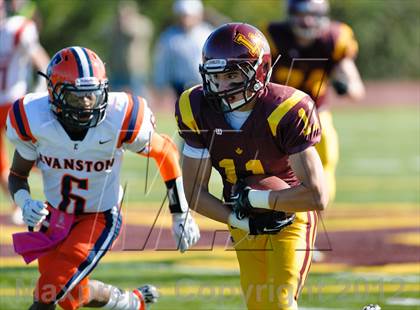 Thumbnail 1 in Evanston v Loyola Academy (IHSA Class 8A Playoffs) photogallery.