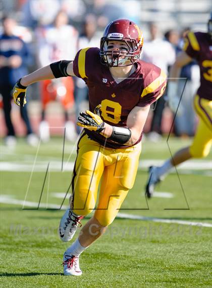 Thumbnail 2 in Evanston v Loyola Academy (IHSA Class 8A Playoffs) photogallery.