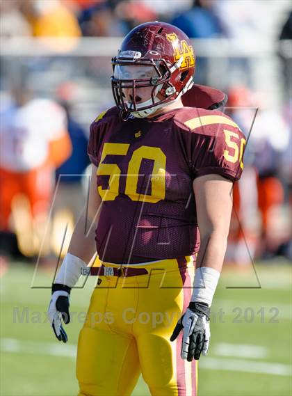Thumbnail 1 in Evanston v Loyola Academy (IHSA Class 8A Playoffs) photogallery.