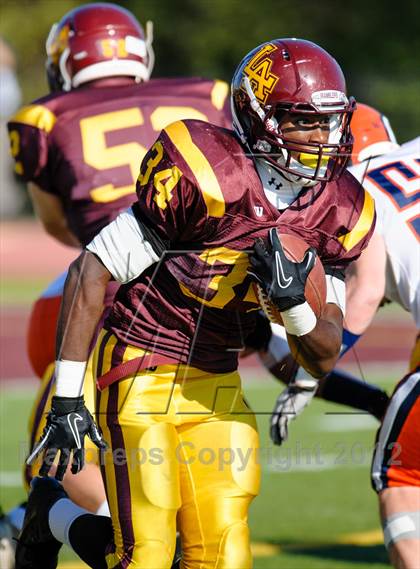 Thumbnail 1 in Evanston v Loyola Academy (IHSA Class 8A Playoffs) photogallery.