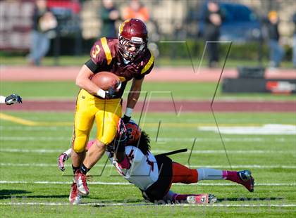 Thumbnail 3 in Evanston v Loyola Academy (IHSA Class 8A Playoffs) photogallery.