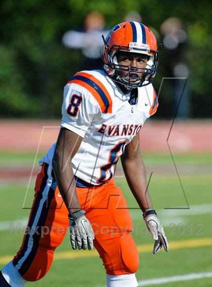 Thumbnail 3 in Evanston v Loyola Academy (IHSA Class 8A Playoffs) photogallery.