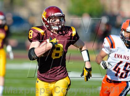 Thumbnail 3 in Evanston v Loyola Academy (IHSA Class 8A Playoffs) photogallery.
