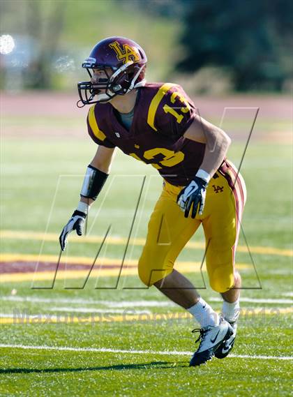 Thumbnail 1 in Evanston v Loyola Academy (IHSA Class 8A Playoffs) photogallery.