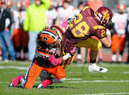 Thumbnail 1 in Evanston v Loyola Academy (IHSA Class 8A Playoffs) photogallery.
