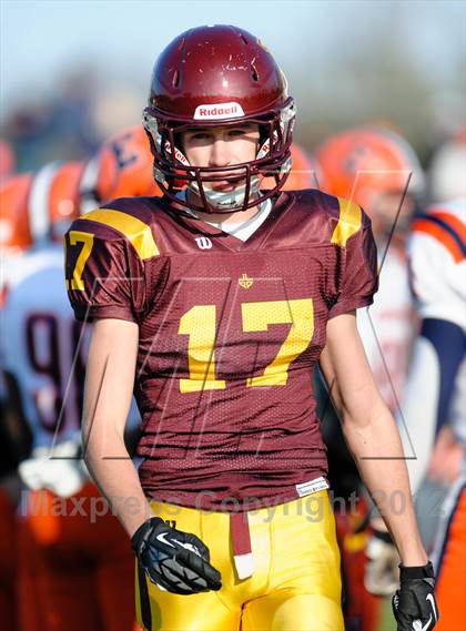 Thumbnail 2 in Evanston v Loyola Academy (IHSA Class 8A Playoffs) photogallery.