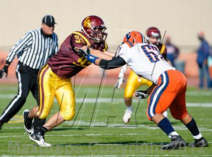 Thumbnail 1 in Evanston v Loyola Academy (IHSA Class 8A Playoffs) photogallery.