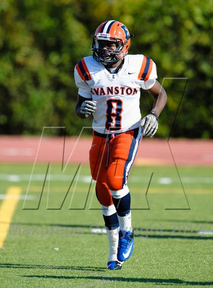 Thumbnail 3 in Evanston v Loyola Academy (IHSA Class 8A Playoffs) photogallery.