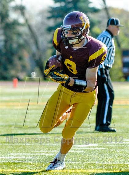 Thumbnail 2 in Evanston v Loyola Academy (IHSA Class 8A Playoffs) photogallery.