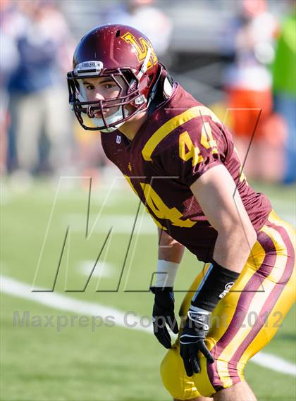 Thumbnail 2 in Evanston v Loyola Academy (IHSA Class 8A Playoffs) photogallery.