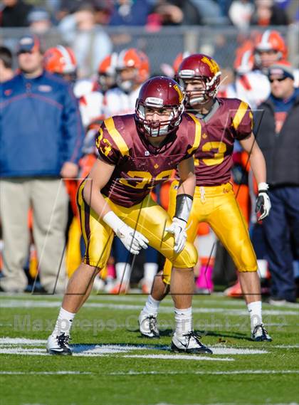 Thumbnail 3 in Evanston v Loyola Academy (IHSA Class 8A Playoffs) photogallery.