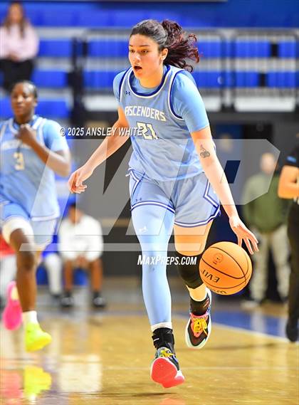 Thumbnail 2 in Crestwood Prep (North York, Ontario) v IMG Academy (IMG Ascender Classic) photogallery.
