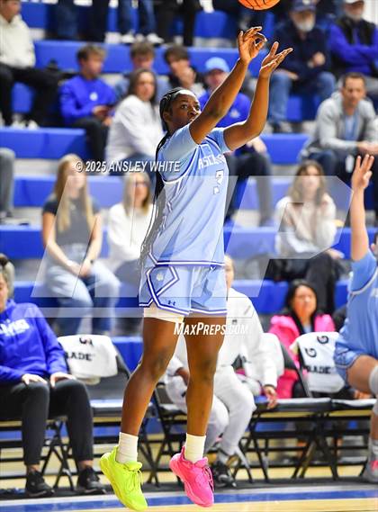Thumbnail 3 in Crestwood Prep (North York, Ontario) v IMG Academy (IMG Ascender Classic) photogallery.