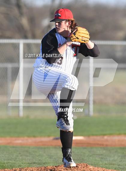 Thumbnail 2 in Trenton vs Whitesboro (Lindsay Tournament) photogallery.