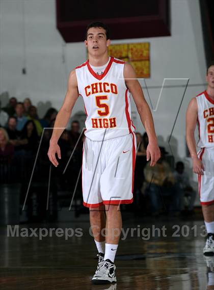Thumbnail 2 in Pleasant Valley vs. Chico (CIF NS D2 Final) photogallery.