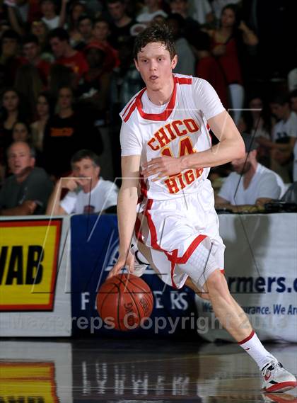 Thumbnail 3 in Pleasant Valley vs. Chico (CIF NS D2 Final) photogallery.