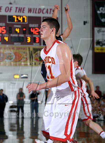 Thumbnail 2 in Pleasant Valley vs. Chico (CIF NS D2 Final) photogallery.