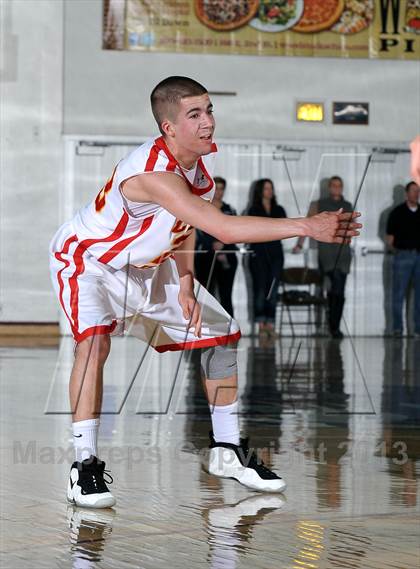 Thumbnail 3 in Pleasant Valley vs. Chico (CIF NS D2 Final) photogallery.