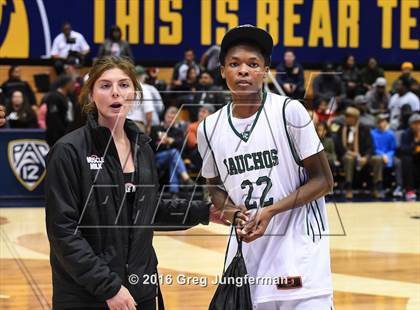 Thumbnail 2 in El Cerrito vs. Albany Academy for Boys (MaxPreps MLK Classic) photogallery.