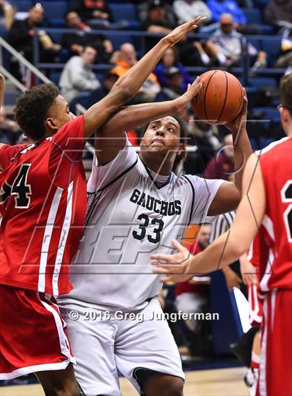 Thumbnail 2 in El Cerrito vs. Albany Academy for Boys (MaxPreps MLK Classic) photogallery.