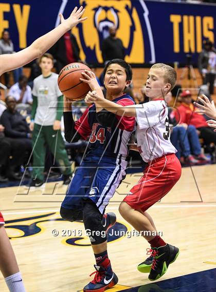 Thumbnail 1 in El Cerrito vs. Albany Academy for Boys (MaxPreps MLK Classic) photogallery.